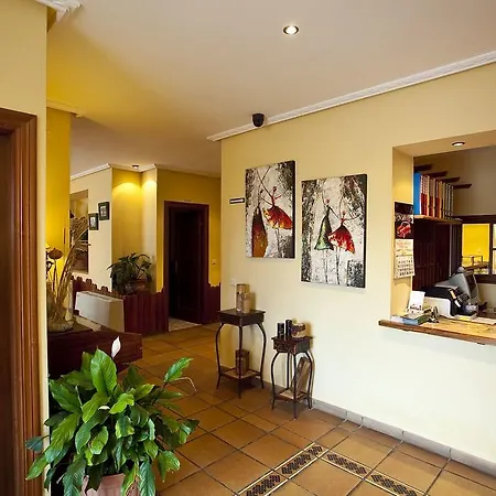 Hospederia Calzadas 2* San Vicente De La Barquera